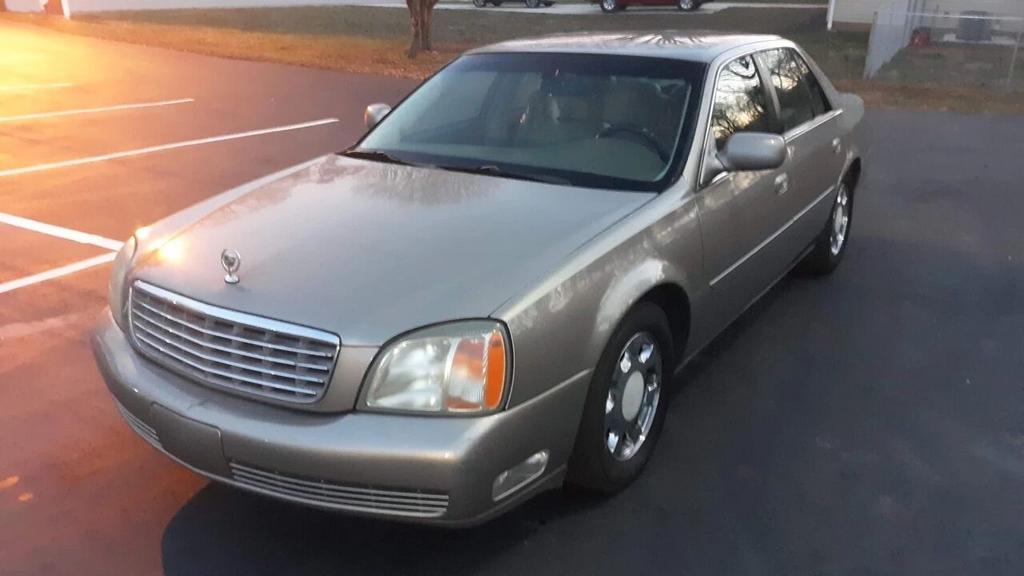2002 Cadillac DeVille Base