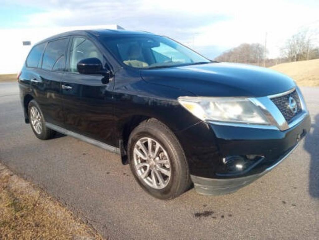 2013 Nissan Pathfinder Platinum