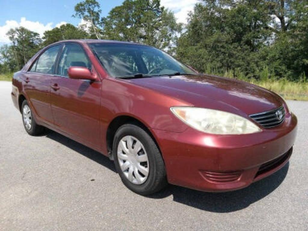 2005 Toyota Camry Standard