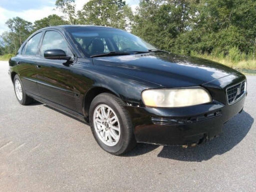 2005 Volvo S60 2.4's photo